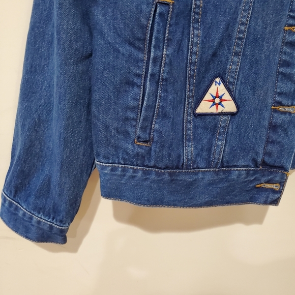 Forever21 emblem embroidered denim jean jacket small - Picture 3 of 12